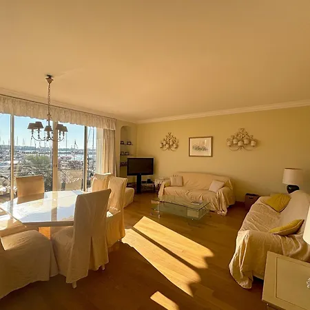 アパート Port De Superbe 3 Pieces *